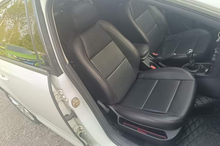 Used Citroen C-Quatre 2013 Sedan 1.6L Manual - Prestige Model Right Front Seat