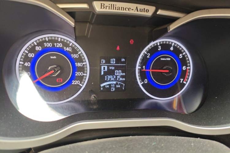 Used Brilliance V3 2016 1.5L Automatic Comfort Model Odometer Close Up