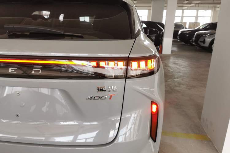 Used EXEED Stellar 2023 400T Two-Wheel Drive Comfort Flyfish Edition