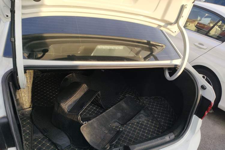 Used Volkswagen Lavida 2023 1.5L Automatic Full-Comfort Edition