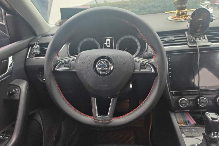 Used Skoda Octavia 2018 TSI280 DSG Flagship Edition
