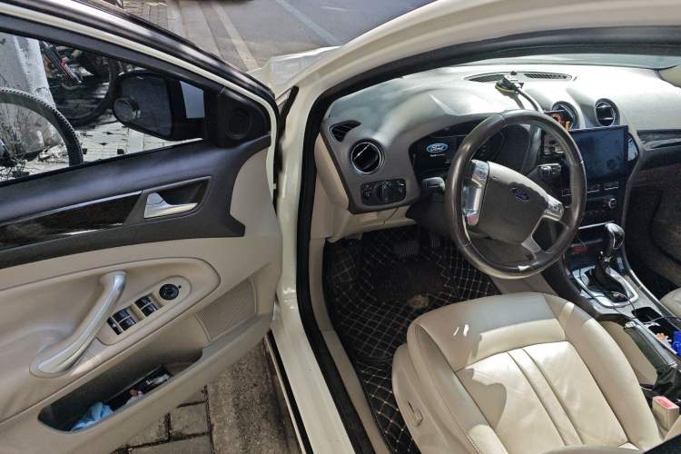 Used Ford Mondeo 2011 2.0L GTDi 200 Fashion Edition