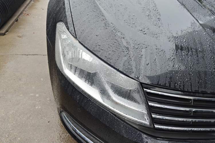 Used Volkswagen Lavida 2015 230TSI DSG Comfort Edition Right Front Headlight