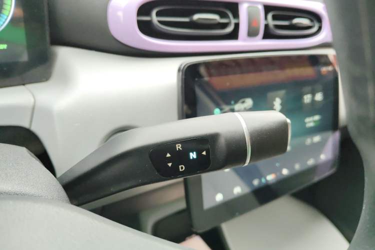 Used Leapmotor T03 2021 400 Micro-Sugar Version Gear Lever