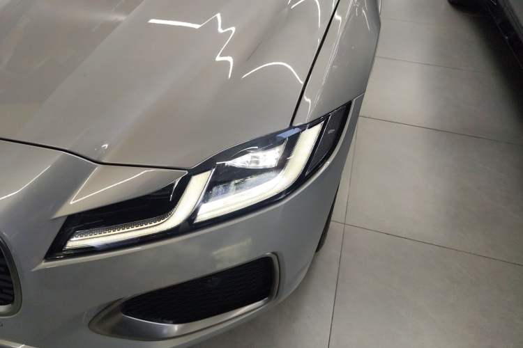 Used Jaguar XFL 2024 2.0T P250 Two-Wheel Drive Prestige Luxury Edition