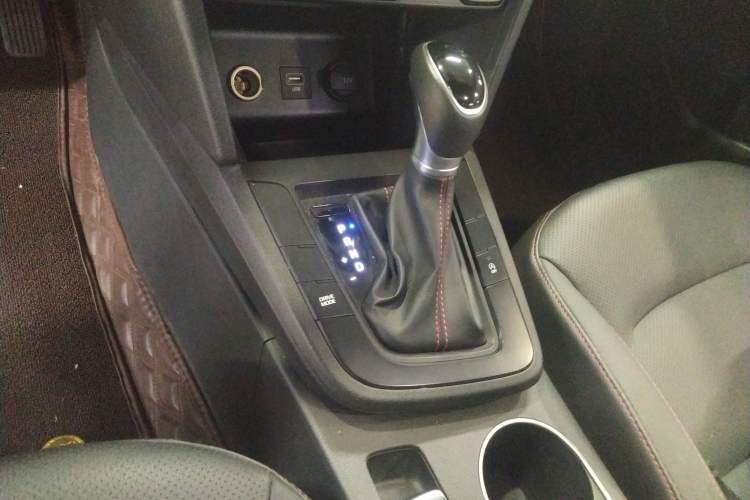 Used Hyundai Elantra (6th Generation / Lingdong) 2019 1.4T Dual-Clutch Xuan Dong · Dynamic Model