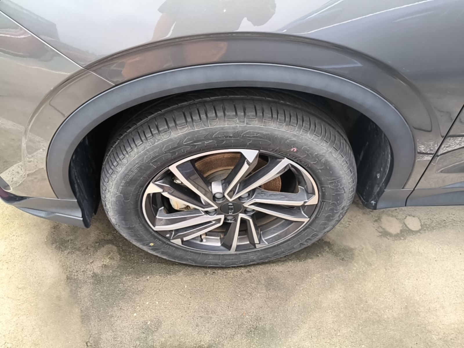 Geely Auto Coolray 2023 1.5T DCT Platinum Edition — снимка 10