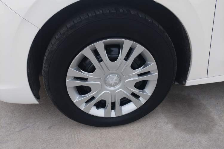 Used Peugeot 301 2017 1.6L Manual Comfort Edition