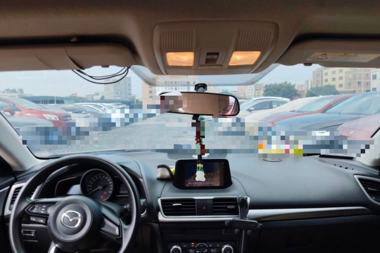 Used Mazda 3 Axela 2019 Cloud-Controlled Sedan 1.5L Automatic Luxury Model China VI Standard