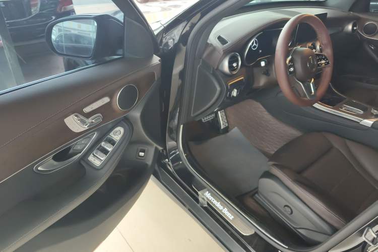 Used Mercedes-Benz GLC 2022 GLC 260 L 4MATIC Luxury Model
