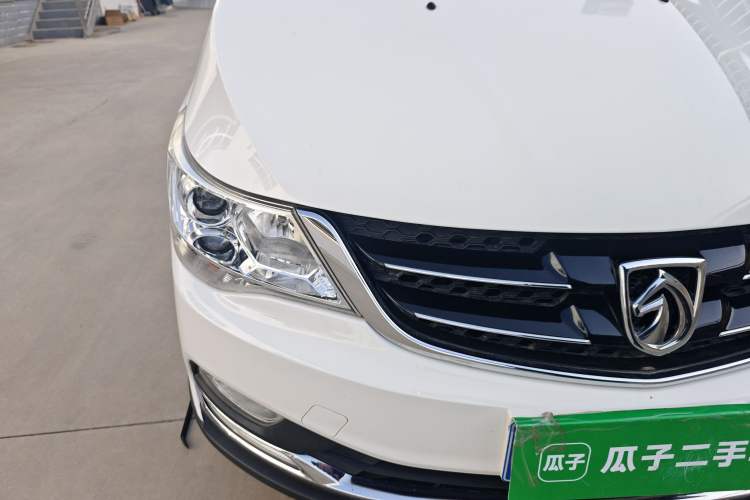 Used Baojun 730 2016 1.5L Manual Comfort Version 7 Seats China V Emission Standard
