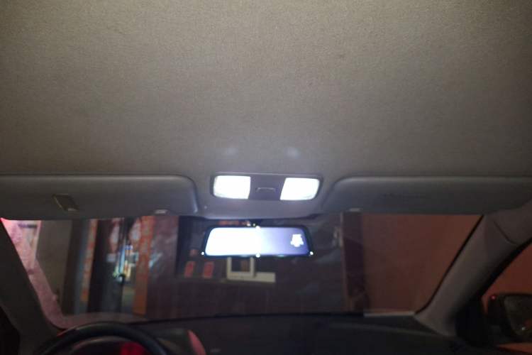 Used Hyundai Verna (older generation) 2014 1.4L Manual Smart GLS Trim
