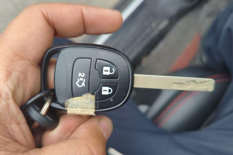 Used CHANGAN OSHAN A800 2017 1.6L Manual Comfort Model