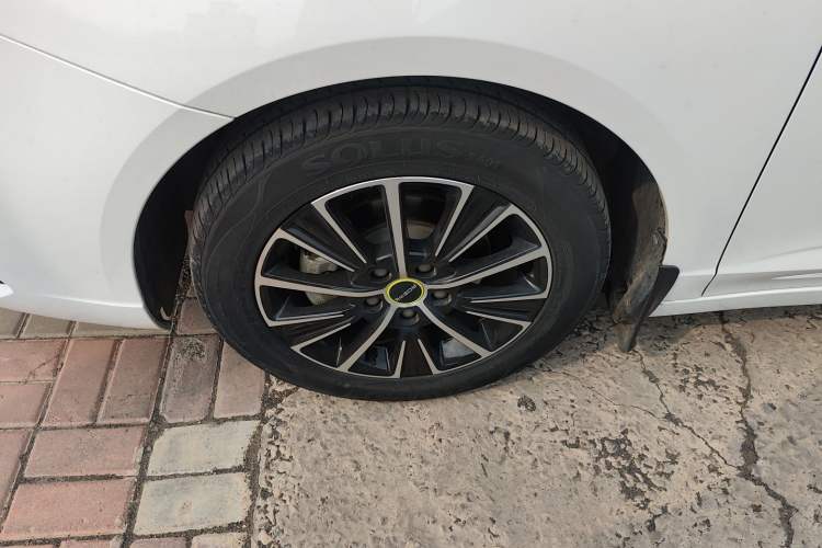 Used Roewe i5 2021 Revised Version 1.5L CVT Diamond Edition
