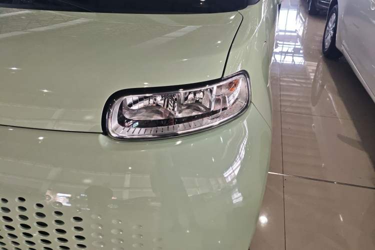 Used ORA White Cat 2020 360 km Luxury Version Left Front Headlight