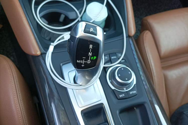 Used BMW X6 2011 xDrive35i
