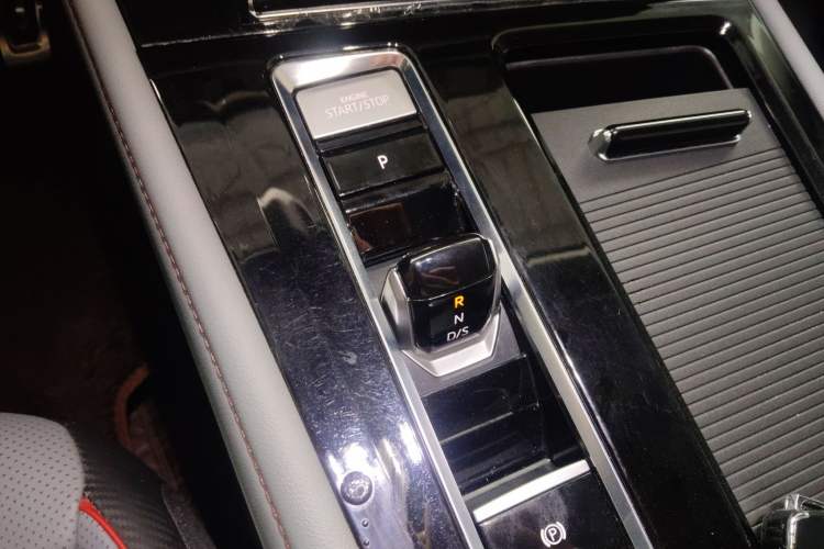 Used Volkswagen Teramont X 2023 380TSI Four-Wheel Drive Luxury Edition Gear Lever