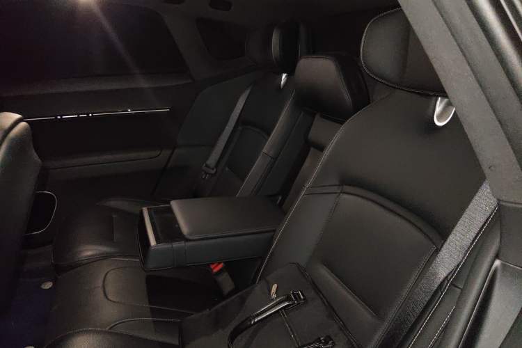 Used Avatr 12 2024 Updated Version 700 Three-Laser Rear-Wheel Drive Luxury Edition
