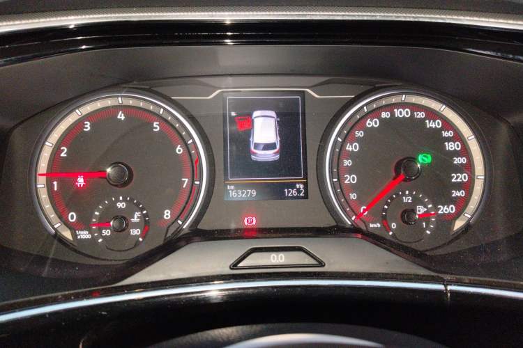 Used Volkswagen Tayron 2019 Teramont Edition 280TSI Two-Wheel Drive Luxury Model China VI Standard Instrument Cluster