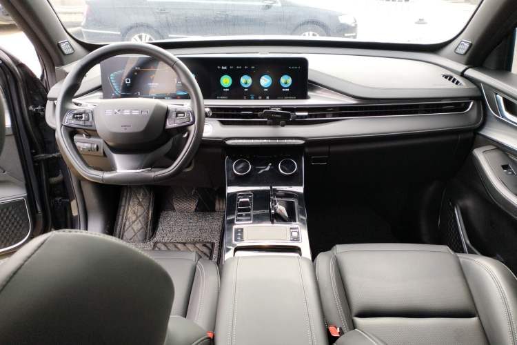 Used EXEED Zhuifeng 2022 Versailles 1.6T DCT "Chasing the Wind" Edition Center Console