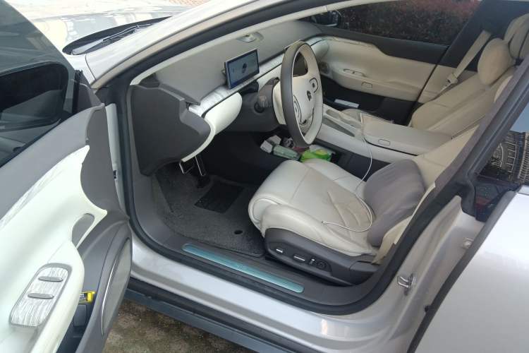 Used Nio ET7 2022 100kWh First Edition Driver Seat