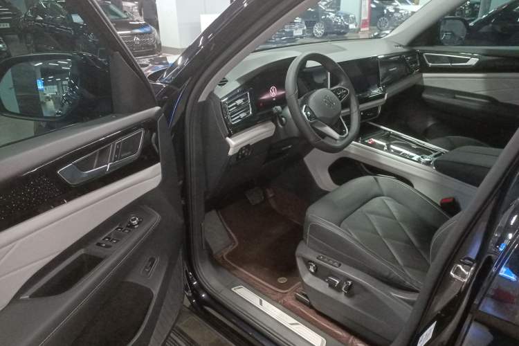 Used Volkswagen Teramont 2024 380TSI Four-Wheel Drive Prestige Flagship Edition Driver Seat