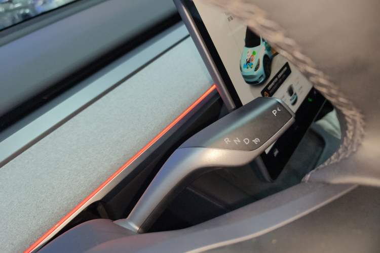 Used Tesla Model Y 2024 Rear-Wheel-Drive Version Gear Lever