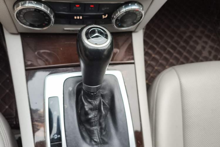 Used Mercedes-Benz C-Class 2011 C 200 CGI Elegant Model
