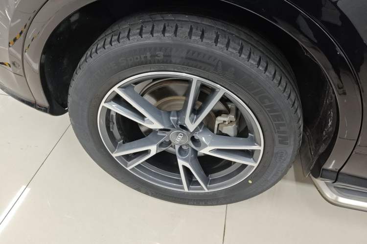 Used Audi Q5L 2020 45 TFSI Prestige Fashion Model Right Rear Wheel Hub