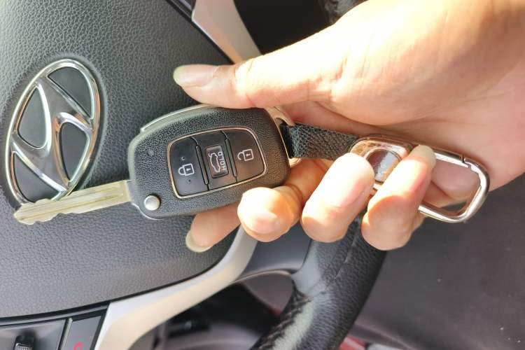 Used Hyundai Elantra (6th Generation / Lingdong) 2016 1.6L Automatic ZhiXuan – Elite Version