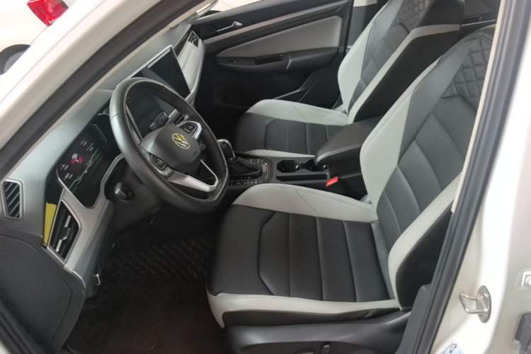 Used Volkswagen Bora 2023 300TSI DSG Prestige Edition
