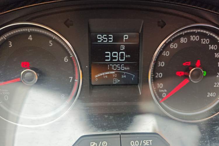 Used Volkswagen Santana 2018 Haval H9 1.5L Automatic Comfort Edition Odometer Close Up