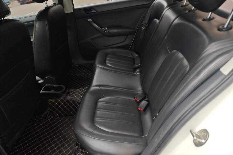 Used Skoda Rapid 2018 1.6L Manual Standard Edition Left Rear Seat