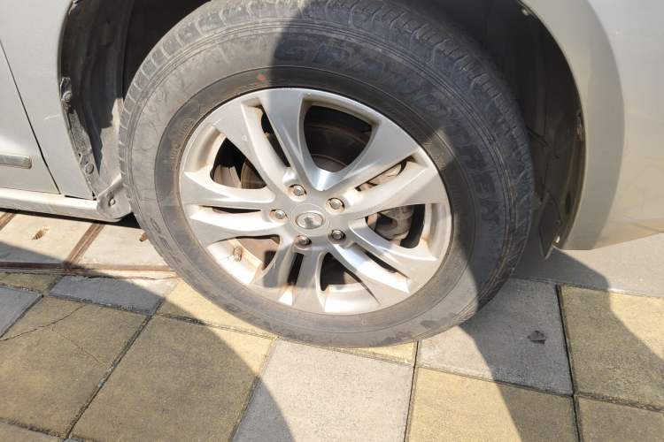 Used Haval H6 2011 2.0L Manual Two-Wheel Drive Elite Version