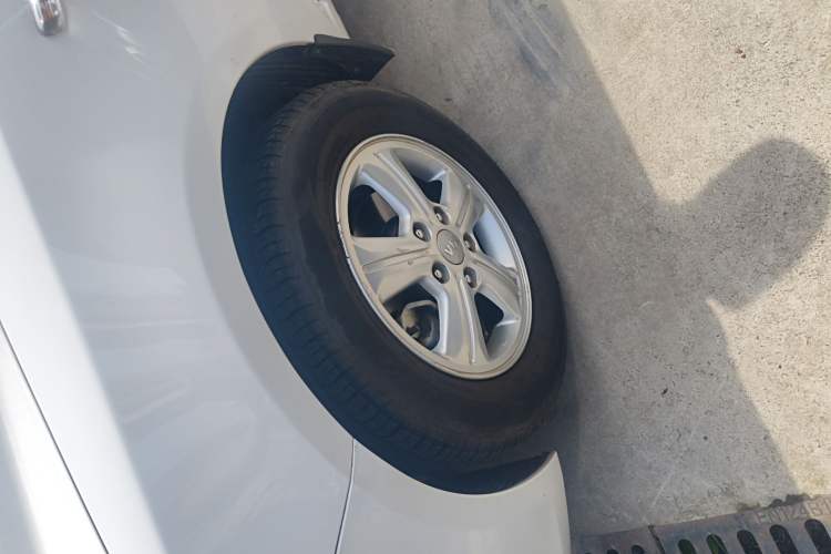 Used Kia Forte 2014 1.6L MT GL