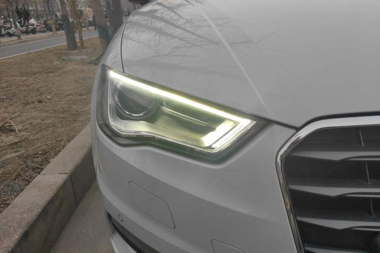 Used Audi A3 2016 Limousine 35 TFSI Prestige Edition