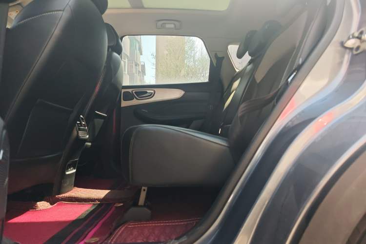 Used Roewe RX5 2020 PLUS 300TGI Automatic Ali National Style Luxury Edition Left Rear Seat