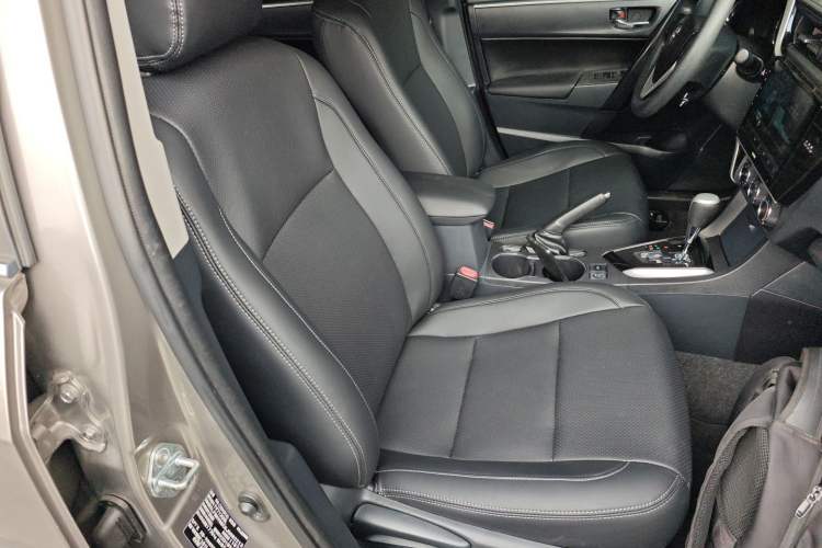 Used Toyota Corolla 2018 1.2T S-CVT GL Smart Enjoyment Version