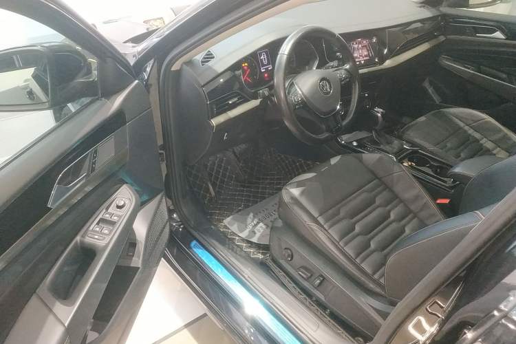 Used Volkswagen Passat 2019 330TSI Elite Edition China VI