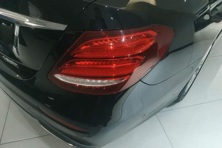 Used Mercedes-Benz E-Class 2020 E 260 L Sport Edition
