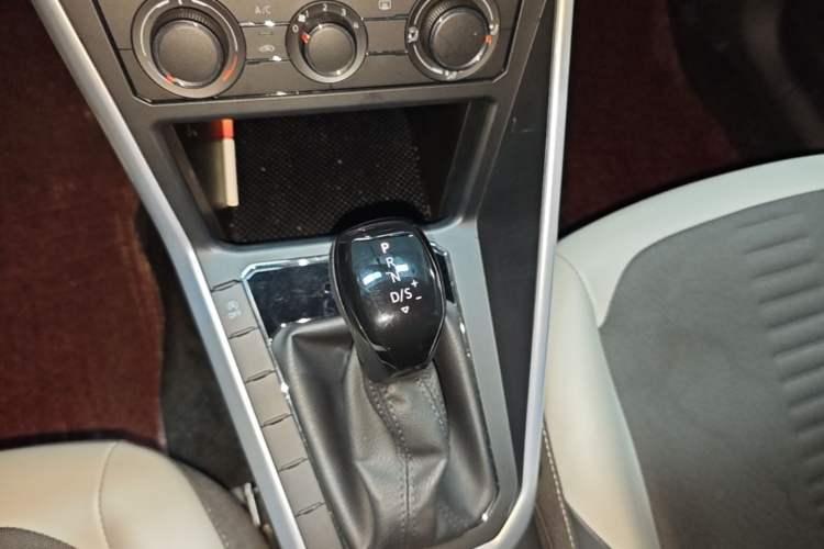 Used Volkswagen Polo 2019 Plus 1.5L Automatic Colorful Technology Edition Gear Lever