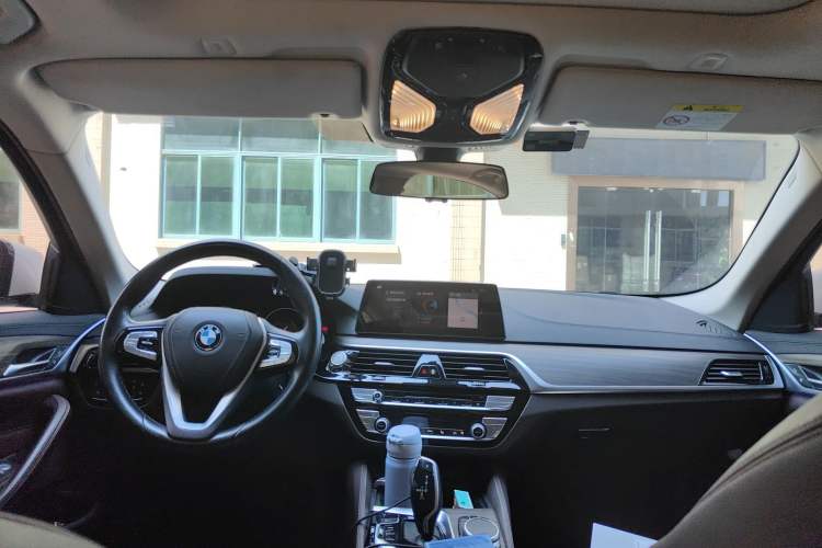 Used BMW 5 Series New Energy 2019 530Le Luxury Package
