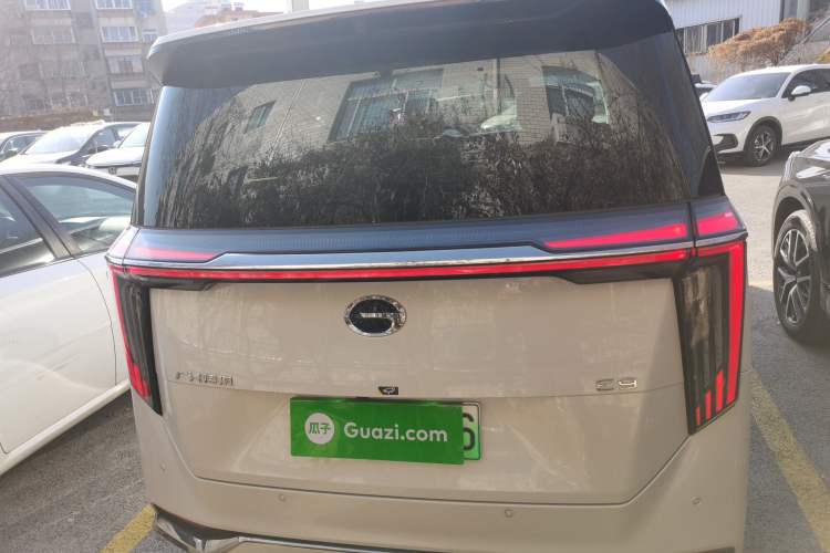 Used GAC Trumpchi E9 2023 E9 MAX Exterior 4