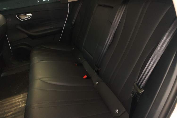 Used Roewe D7 2025 DMH 125km World Champion Edition
