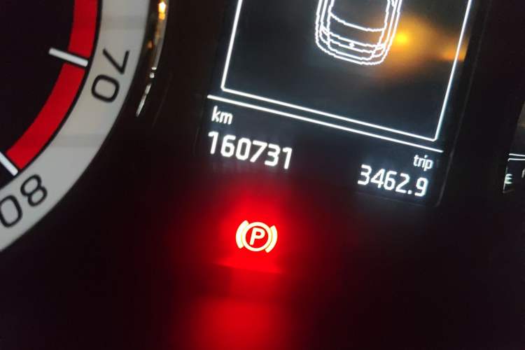 Used Skoda Octavia 2018 TSI230 DSG Luxury Edition Odometer Close Up