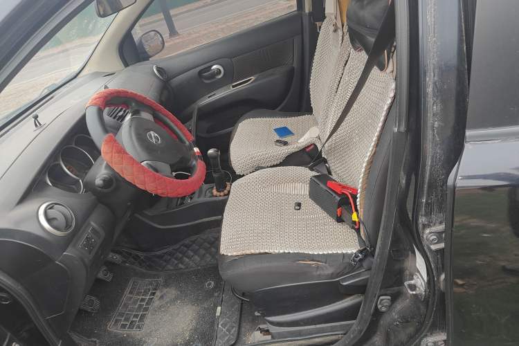 Used Nissan Livina 2008 JINRUI 1.6L Manual Standard Edition Left Front Seat