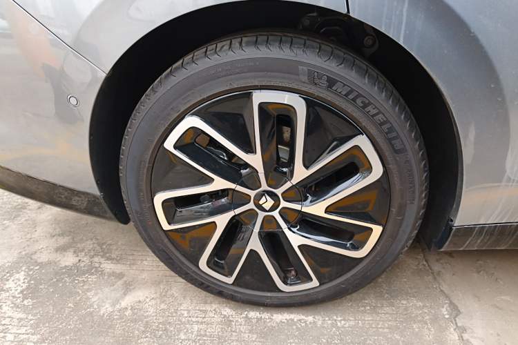 Used Baojun Enjoy 2025 Plug-in Hybrid 140km Luxury Edition