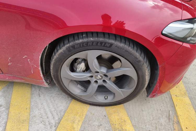 Used Alfa Romeo Giulia 2021 2.0T 280HP Luxury Edition