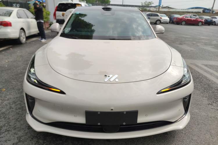 Used IM L6 2025 Ultra Model Front