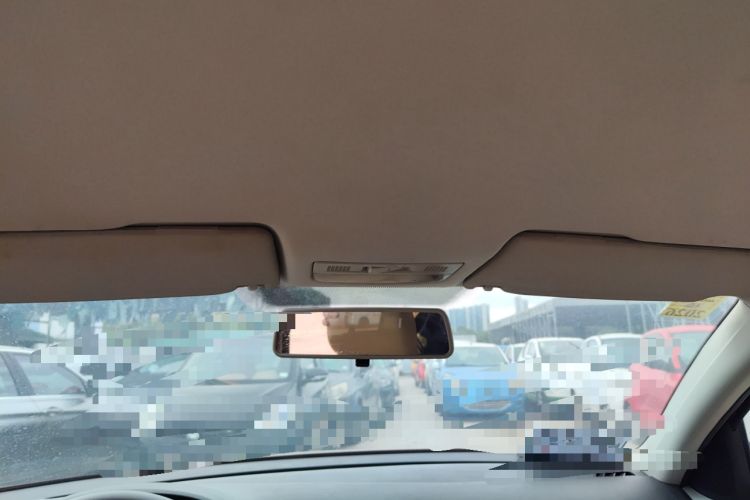 Used Volkswagen Bora 2013 1.6L Automatic Fashion Model Headliner